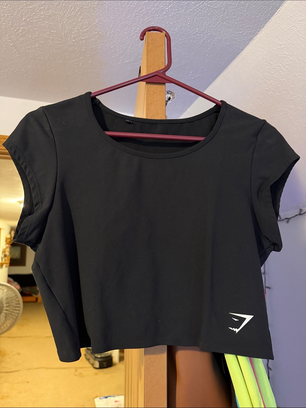 Gymshark Black Cropped Performance Tee